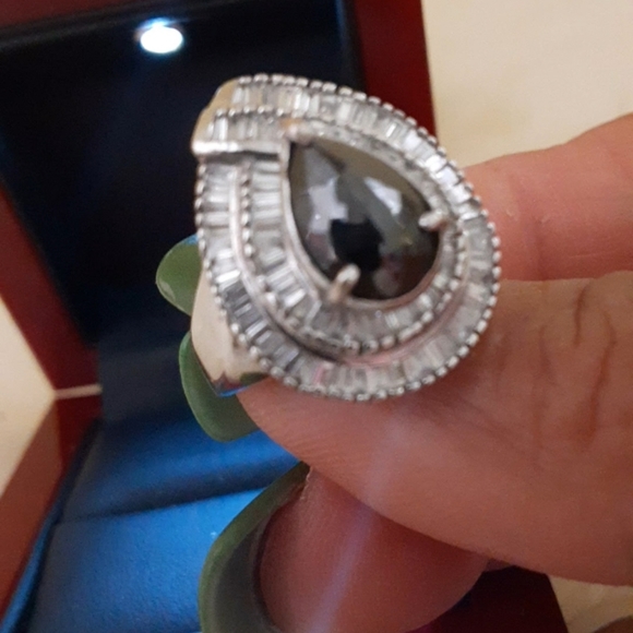2.2 Carats Rare Pear Cut Black Diamond 18K White Gold Ring - Picture 6 of 9